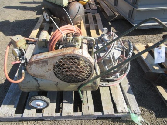 Pneumatic Paint Pot W/ Regulator, Lines, & Gun, Champion Pneumatic Portable Air Compressor
