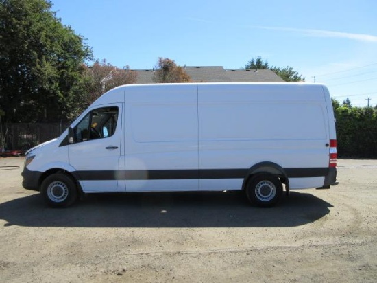 2014 Mercedes-Benz Sprinter 2500 Cargo Van