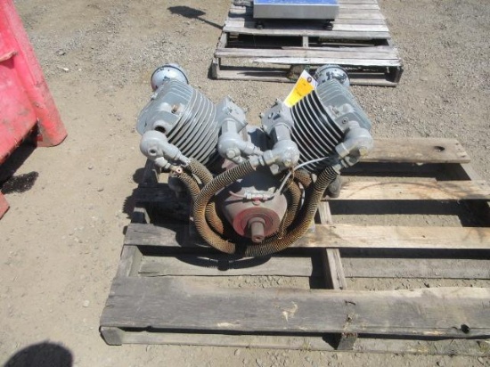 VINTAGE 2 CYL MOTOR