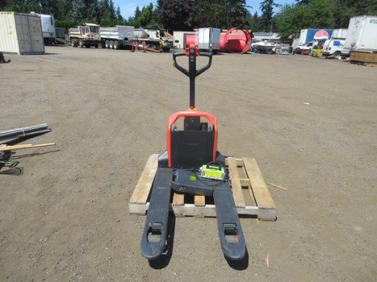 TORA-MAX ELECTRIC PALLET JACK W/ CHARGER