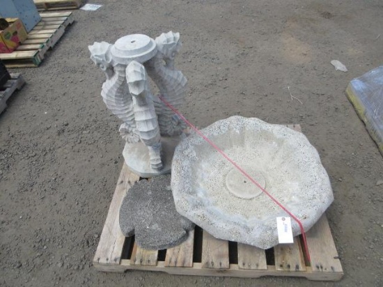32' TALL CONCRETE BIRD BATH W/ SEAHORSE DESIGN