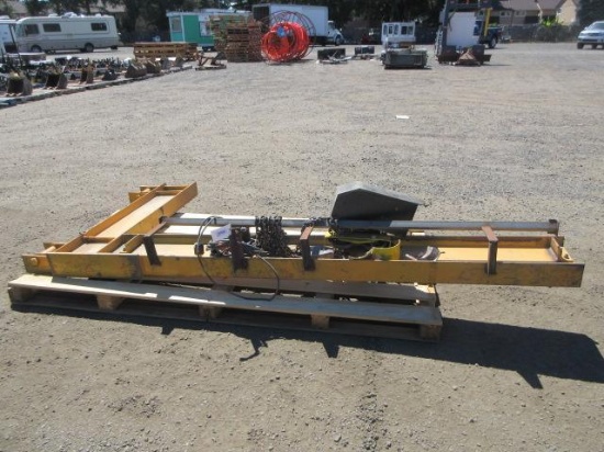 144'' X 58'' WALL MOUNTED JIB CRANE W/ 2-TON CHAIN HOIST *OPERATING CONDITION UNKNOWN*
