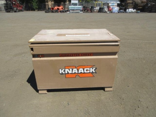 60'' X 31'' X 35'' KNAACK BOX W/ FORK POCKETS