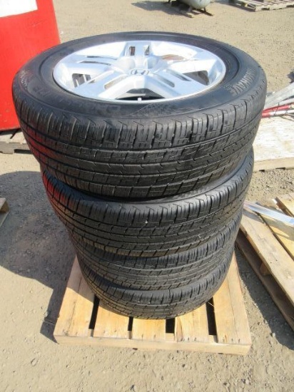 (4) MOHAVE CUV CROSSOVER TIRES 235/60R18 TIRES ON HONDA 5-LUG WHEELS