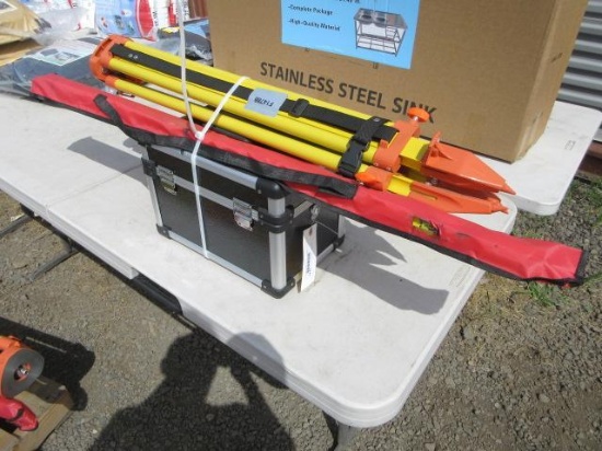 FUTURE LASER LEVEL KIT W/ LASER, TRI-STAND & MEASURING STICK (UNUSED)