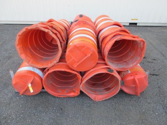APPROX (32) TRAFFIC DELINEATORS