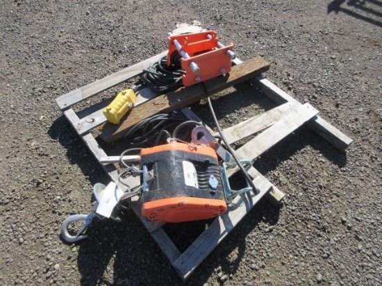 COLUMBIA WINCH & HOIST HMH-600 ELECTRIC HOIST, 600LB CAPACITY, W/ TROLLY & PENDANT CONTROL