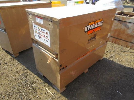 KNAACK 89 STORAGEMASTER CHEST 60'' X 31'' X 50'' TALL JOBSITE STORAGE BOX W/ FORK POCKETS