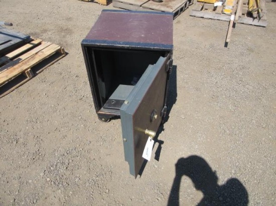 VINTAGE SAFE ON CASTERS (SET TO SINGLE NUMBER COMBINATION) 22'' X 22'' X 30'' TALL