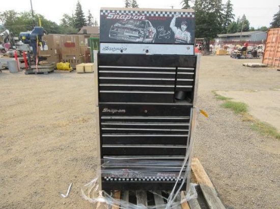 SNAP-ON 15-DRAWER ROLLING TOOL CHEST W/ ASSORTED TOOLS