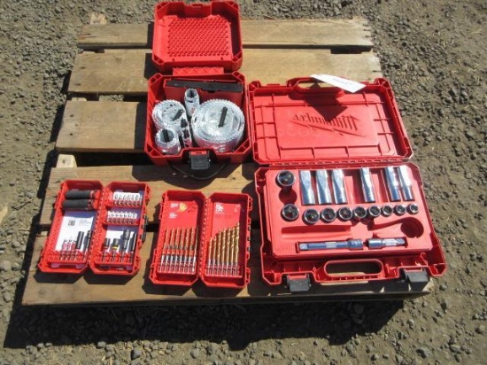 MILWAUKEE HOLE SAW BIT KIT, DRILL BIT KIT, QUAD EDGE DRILL BIT INDEX & SOCKET SET