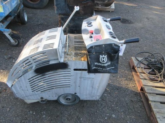 HUSQVARNA SOFF-CUT 2500 GAS WALK BEHIND CONCRETE SAW, S/N-001369978001, HOURS- UNKNOWN-BROKEN