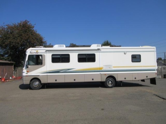 2003 Fleetwood Bounder Motorhome