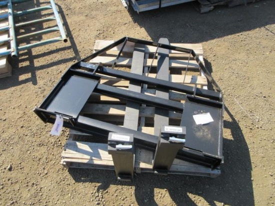 2026 MOWER KING SKID STEER FORK ATTACHMENT W/ 48'' X 4'' FORKS (UNUSED)