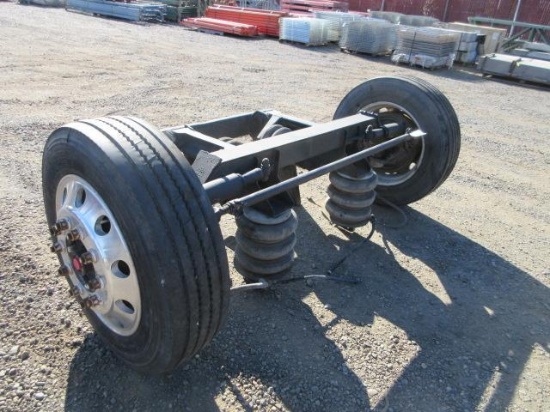 STEERABLE AIR LIFT AXLE W/ ALCOA WHEELS, 255/70R22.5 TIRES