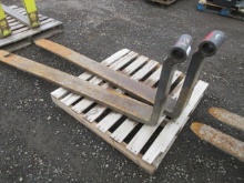 72'' FORKLIFT/TELEHANDLER FORKS W/ 2 3/8'' HOLES