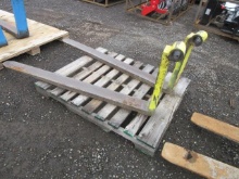 60'' FORKLIFT/TELEHANDLER FORKS W/ 2 3/8'' HOLES