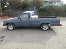 1984 TOYOTA PICKUP