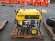 DEWALT DXGN7200 PORTABLE GAS GENERATOR