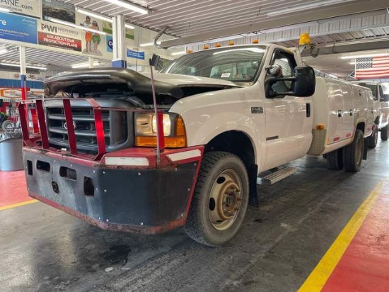 1999 Ford F450SD XL