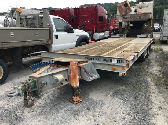 2000 SAUBER BACKHOE TRAILER