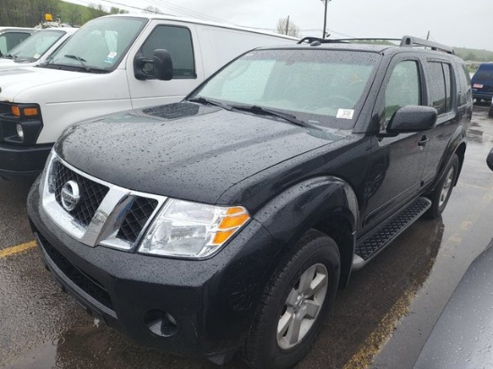 2008 Nissan Pathfinder SE