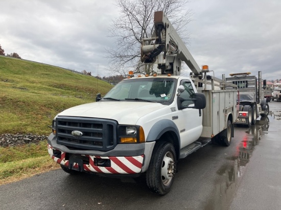 2006 FORD F550 SD XL LIFT AL