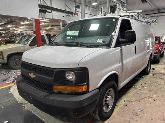 2015 Chevrolet G2500 Vans Express
