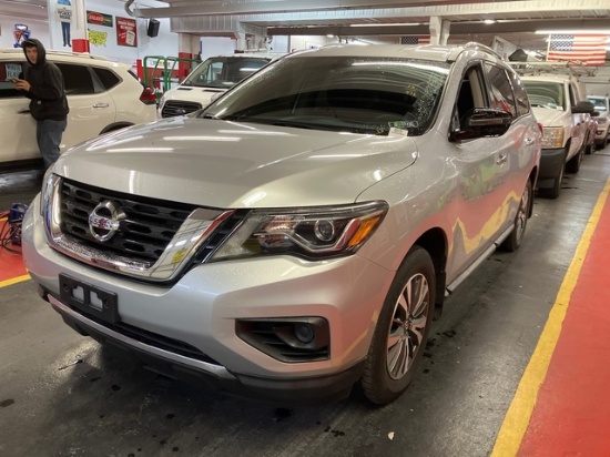 2017 NISSAN PATHFINDER