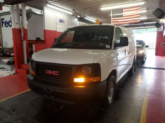 2016 GMC G3500 Vans