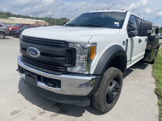 2017 Ford Super Duty F-550 DRW XL