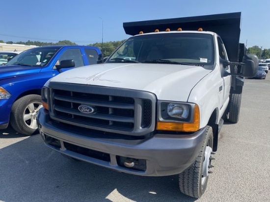 2000 Ford F450SD XL