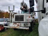 2009 International 5600 6X6  ALTEC D4060A T R DIGGER DERRICK