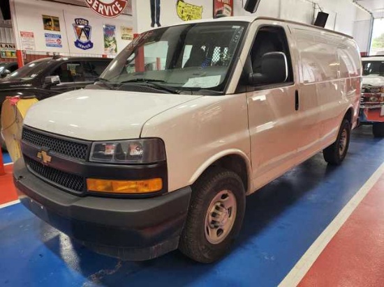 2021 Chevrolet Express Cargo Van RWD 2500 135" RWD
