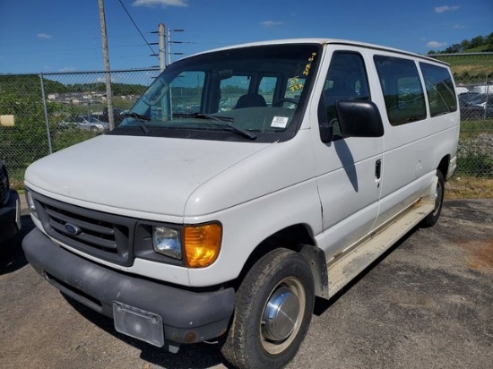 2003 Ford E250 Vans