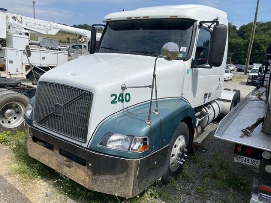 1997 Volvo VNL 10SP N14 CUMMINS DOUBLE BUNK SLEEPER