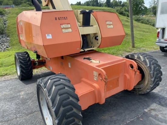 2011 JLG JLG 860SJ 86 FEET MAN LIFT