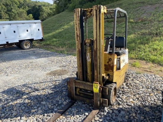 0 YALE LP FORK LIFT