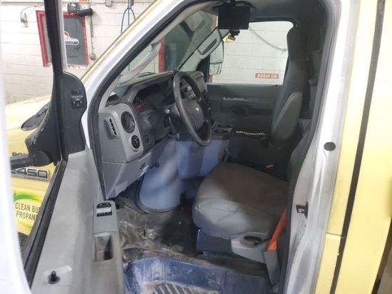 2019 Ford E-Series Cutaway E-450 DRW 158" WB