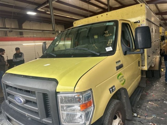 2019 Ford E-Series Cutaway E-450 DRW 158" WB