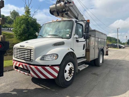 2005 Freightliner M2 4X2 LIFT-ALL LTAF-41-1E