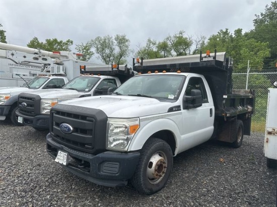 2011 Ford F350SD XL