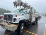 2001 GMC C8500 6X4 ALTEC D2050 DIGGER