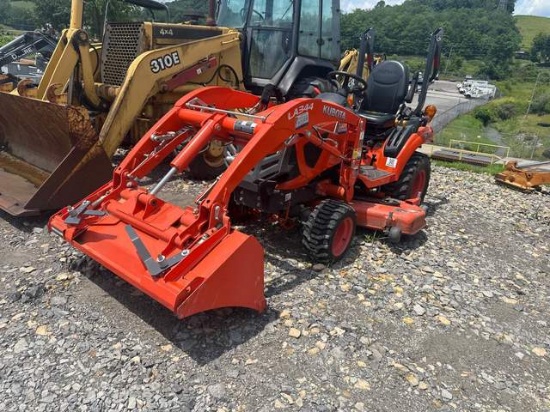 2017 Kubota BX2380 null