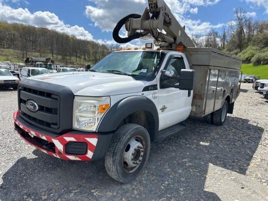 2012 Ford F550 4X4 REG CAB ALTEC AT37G