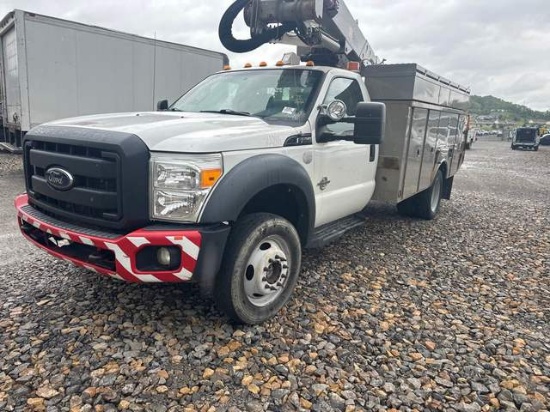 2012 Ford F550 4X4 REG CAB ALTEC AT37G