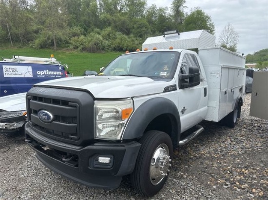 2012 Ford F-550 Chassis XL
