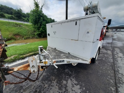 2006 Trailer TSE UP70BD UG PULLER W / AIR COMPRESSOR