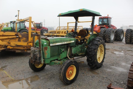 John Deere 2040 Utility Tractor