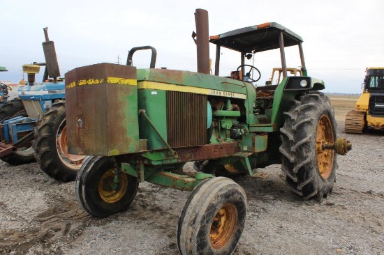 John Deere 4430 4-Post Tractor